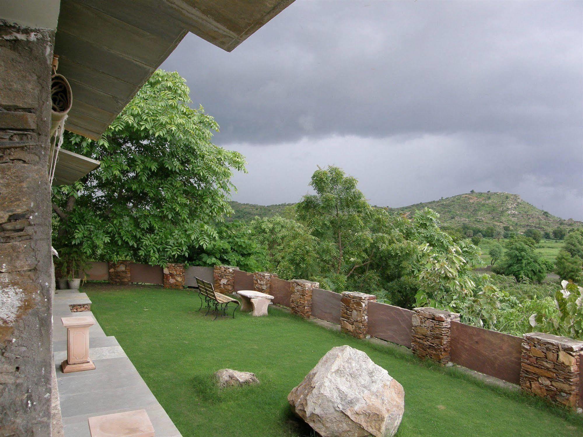 Devra Udaipur Hotel Luaran gambar